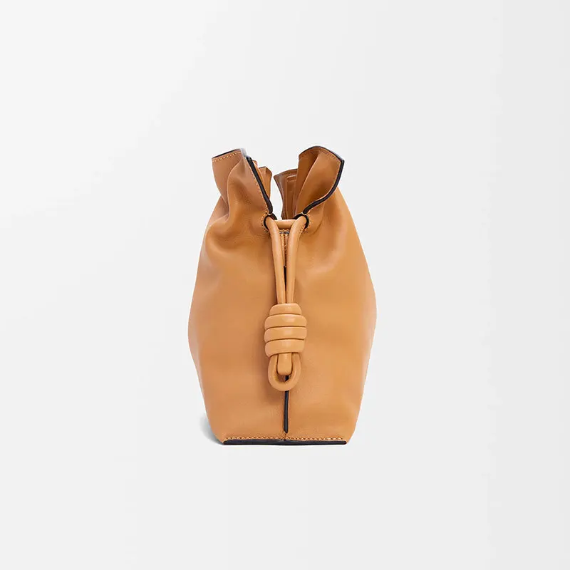 حقيبة سحابة نسائية عالية الملمس برباط فريد مطوي حقيبة دلو ناعمة من جلد البولي يوريثان حقائب كتف بإبزيم مغناطيسي حقيبة ساع