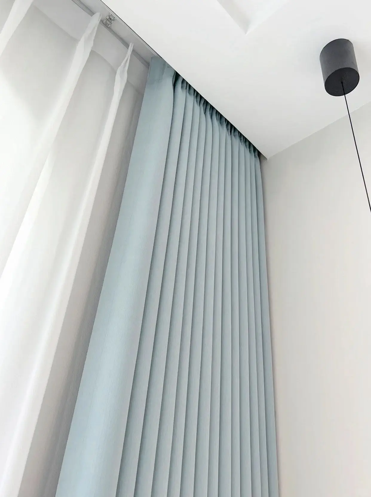 

Luxury Velvet Curtains for Living Room Bedroom Thick Soft Window Drapes Light Blocking Thermal Insulated DG0199A