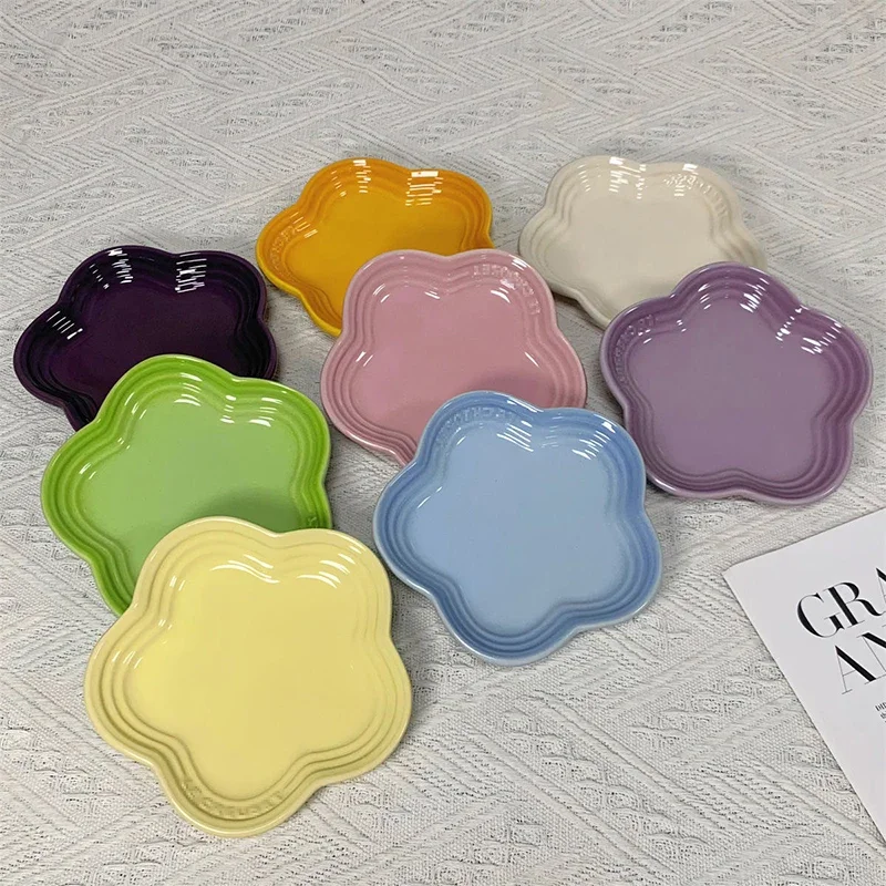 14cm Regenbogenfarbener Pflaumenblütenförmiger Keramikteller, Haustierfutterschale, Gewürz- und Saucenschale, Knochenteller, Haushalts-Geschirr – Detail 3