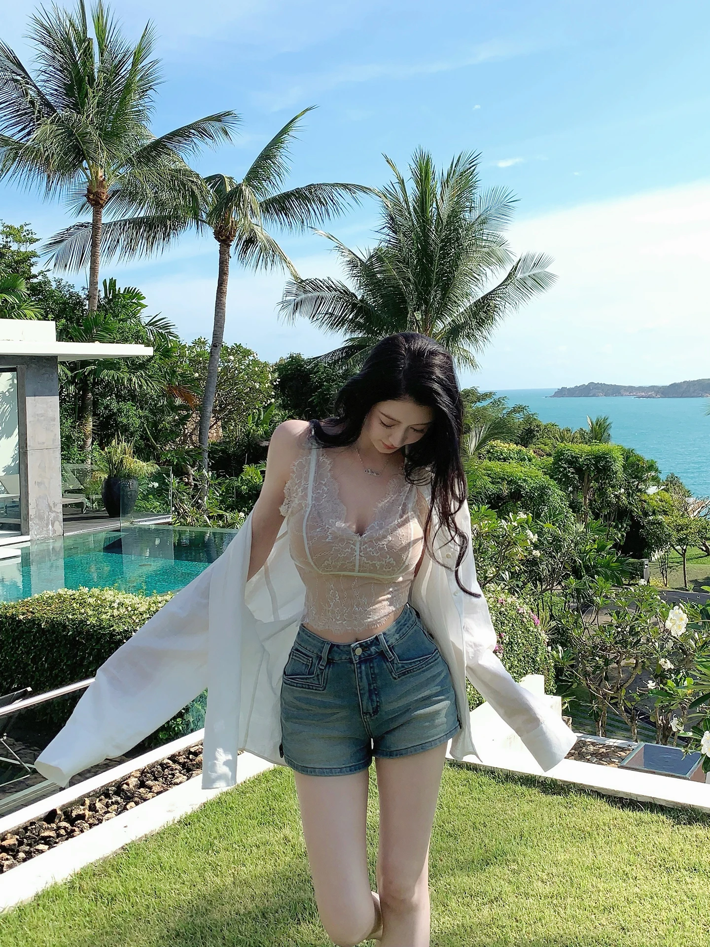 

Женский повседневный жилет Zeng Rio Moon с глубоким V-образным вырезом, кружевными вставками и контрастными цветами, на бретельках, стандартной длины