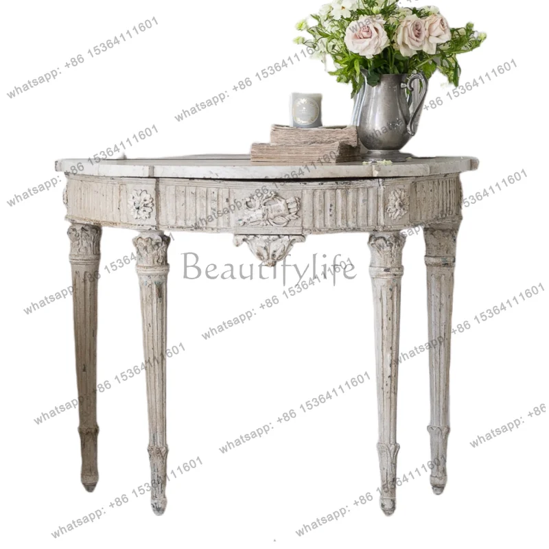 European entrance foyer entrance table French retro old hand-carved living room decoration against the wall