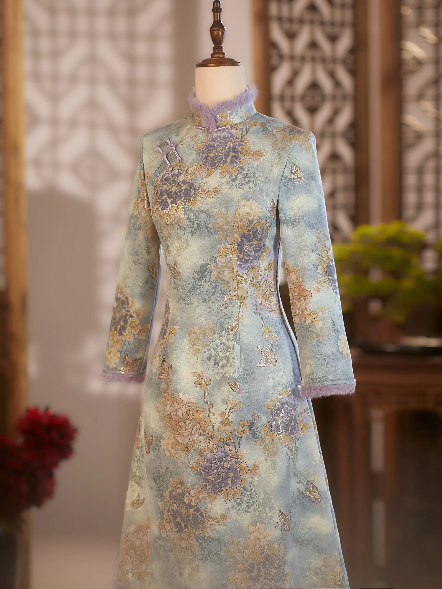 

Blue Wedding Dr New 2026 Autumn Winter Thiened Gold Emed Mid-Length for Mother of the Bride Vintage Sle
