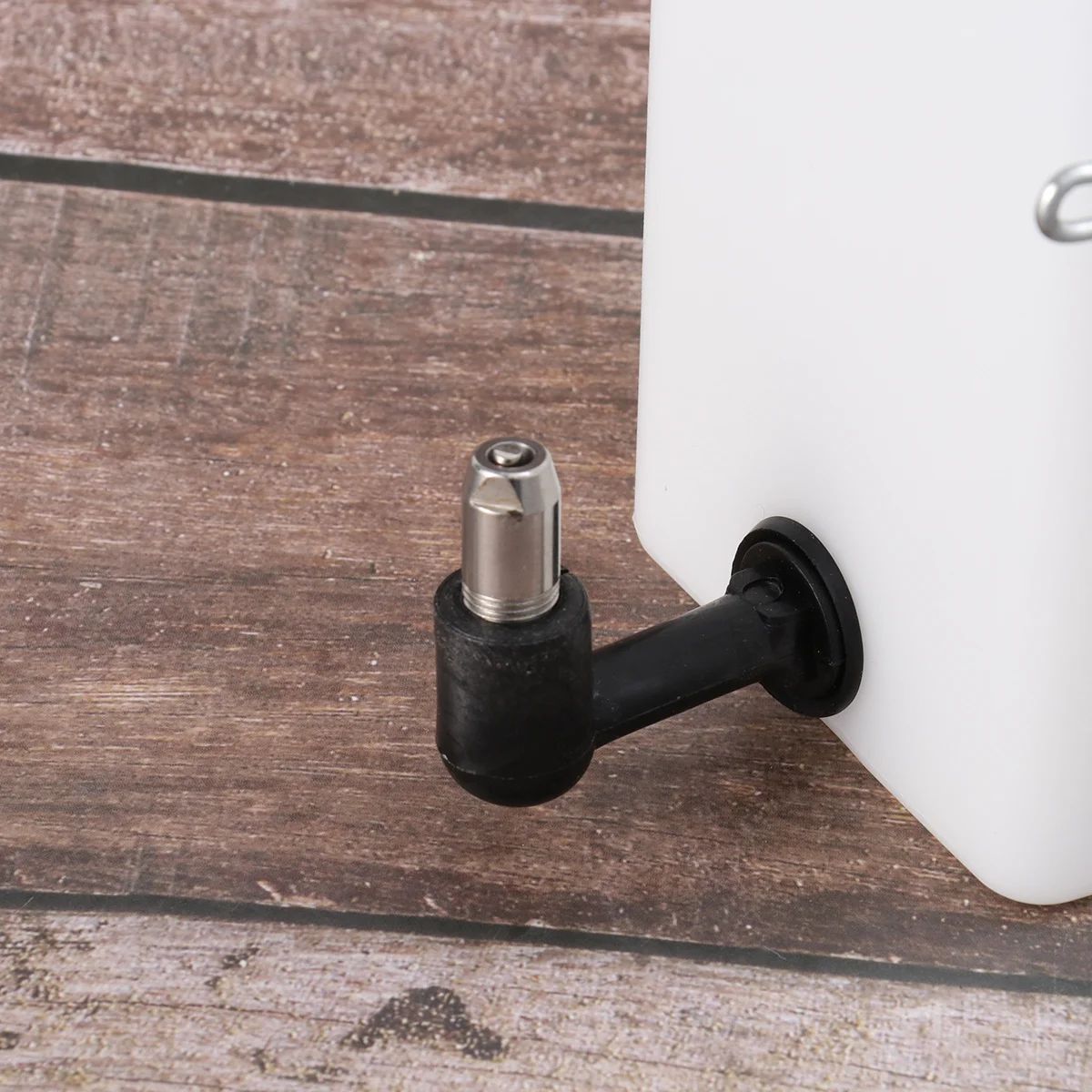 

1L Pet Water Feeder Plastic Automatic Drinking Dispenser Leakproof Hanging Bottle for Hamsters Small Animals Dog Cat