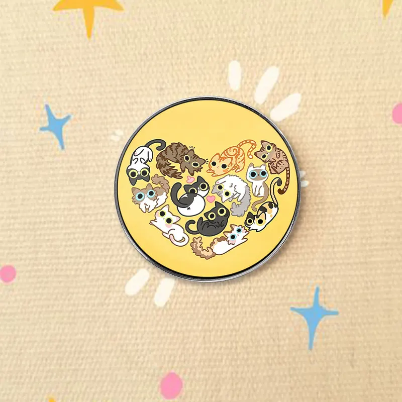 Heart Shaped Cartoon Cats UV Printing Badge Cute Kitten Group Pin Sweet Ornament Brooch Lovely Gift For Cat Collectors