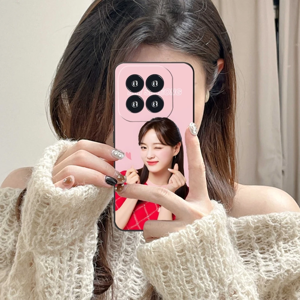 KPOP Kim SeJeong Mobile Cell Phone Case for Xiaomi 14 13 12 11 10 9 T Ultra Lite Pro S SE X 5G Black Soft Phone Cover Shell