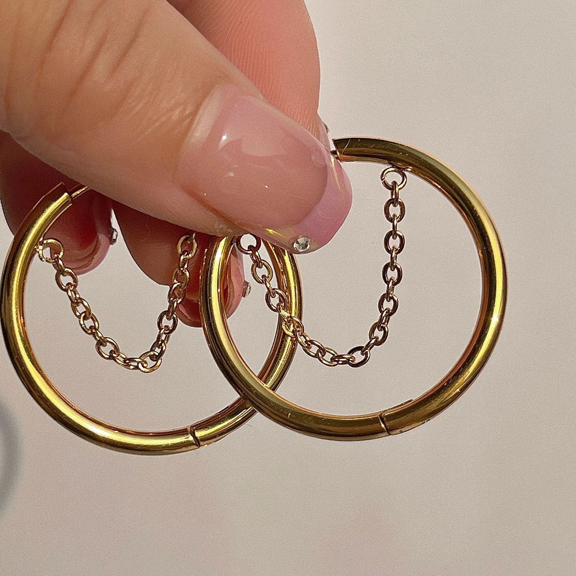

Fashion Round Circle Earrings Stainless Steel Metal Chain Hoop Earrings for Women Ladies Gold Plated Daily Jewelry New Gifts