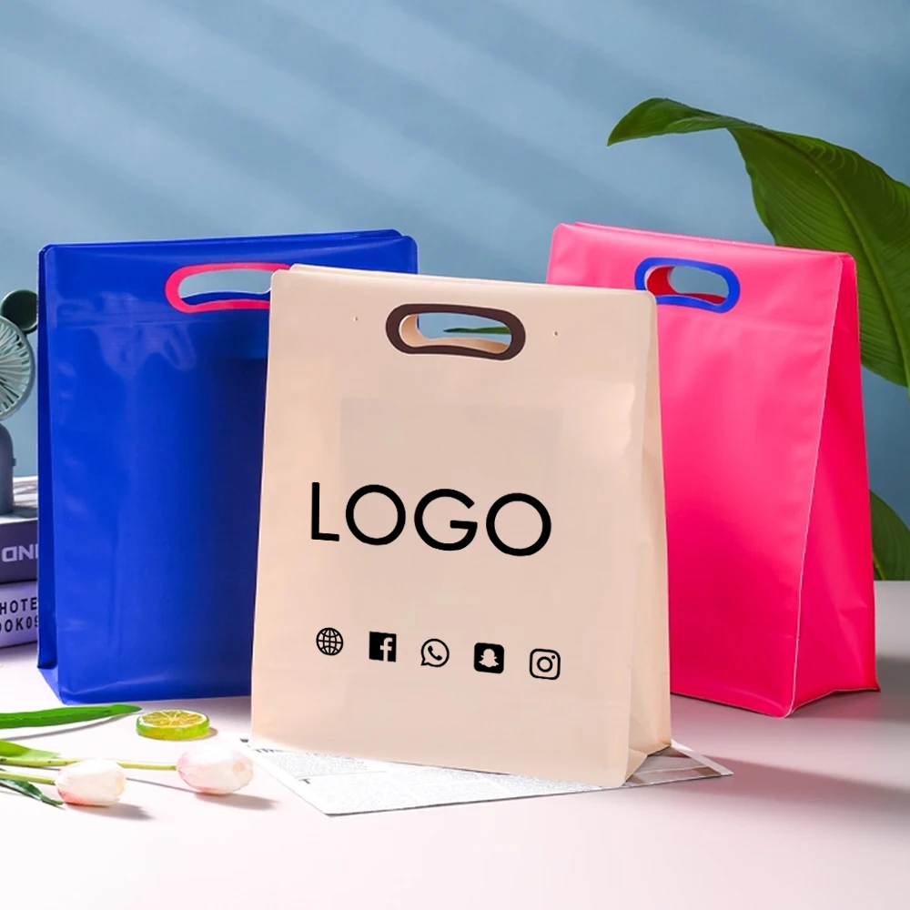 

30Pcs/lot Customized Logo Clothing Store Handbags Small Business Packaging Bags Plastic Gift Packaging Bags Free Design Logo