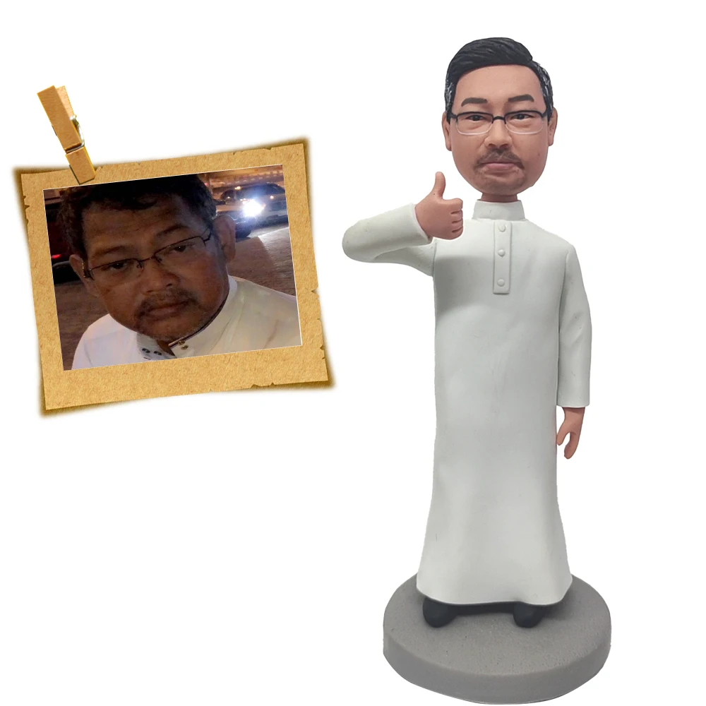 Fully Customizable 1 person Custom Bobbleheads With Engraved Text