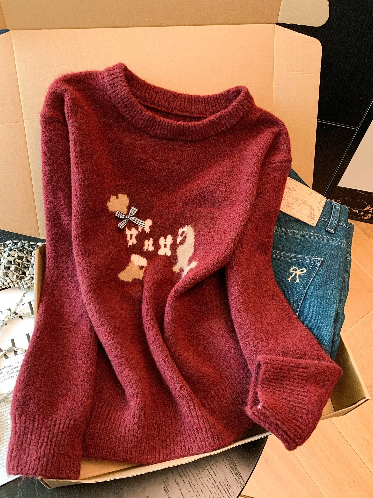 بلوزة محبوكة من سلسلة Miu مع نمط كلب وربطة عنق للنساء للتخسيس الشتوي طويل Sve ناعم كوري Sle Commute Faion