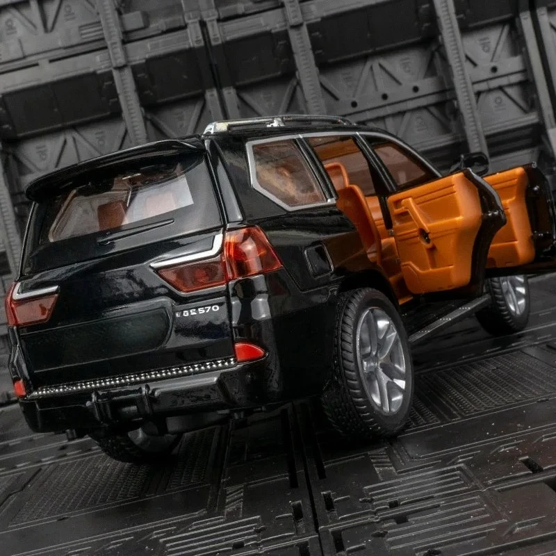 Para portas de modelo de veículo off-road de liga 1:24 Lexus LX570 e porta-malas capô9 do motor pode ser aberto tem funções de som e iluminação