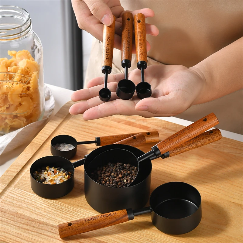 

4PCS Measuring Cups Set For Baking Pastry Wooden Handle Stainless Steel Measuring Spoons Coffee Bartending Scale Kitchen Tools