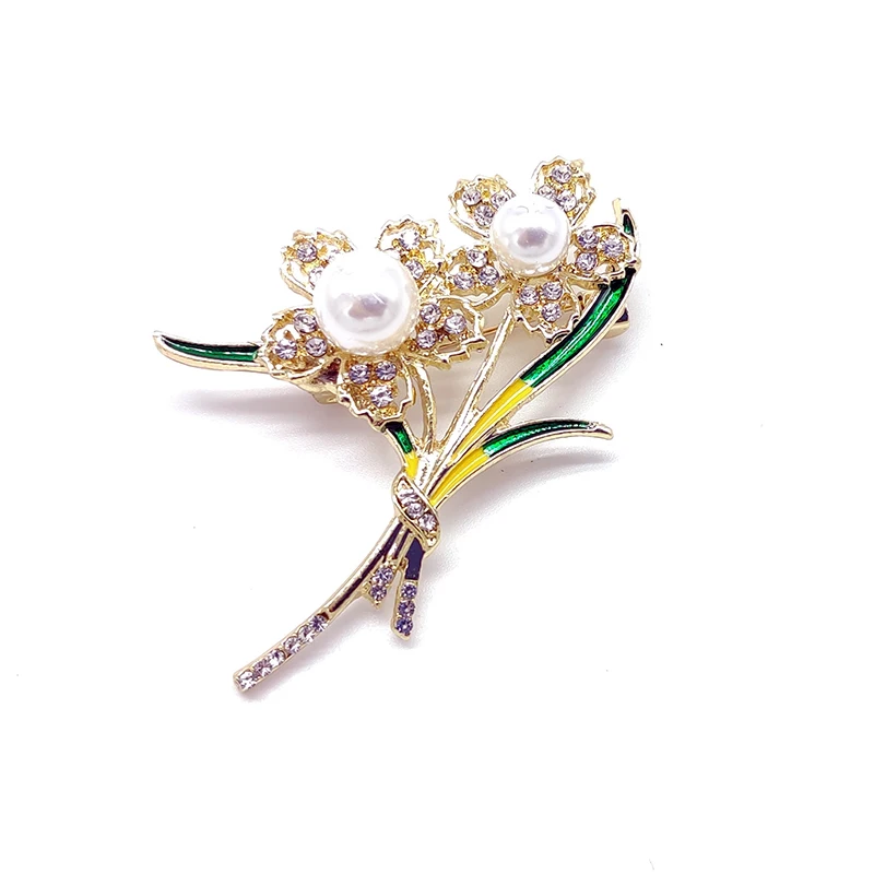 New High-end Clothing Accessories Pearl Style Floral Elegant Timeless Matching Clothing Brooch Pins for Backpacks Jewelry
