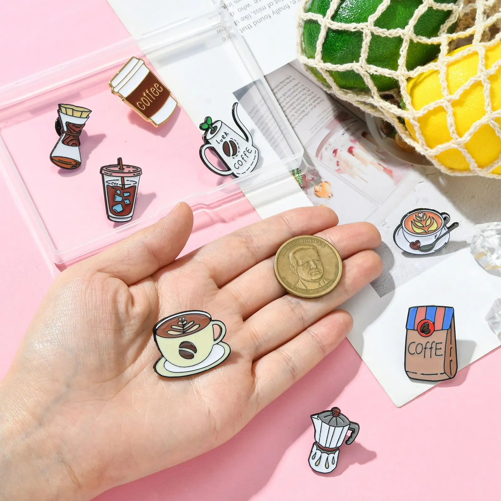 PandaHall 8Pcs Mixed Styles Coffee Brooch Pins Set Cafe Series Coffee Cups Pots Brooch Badges for Clothes Backpack Bag Decor
