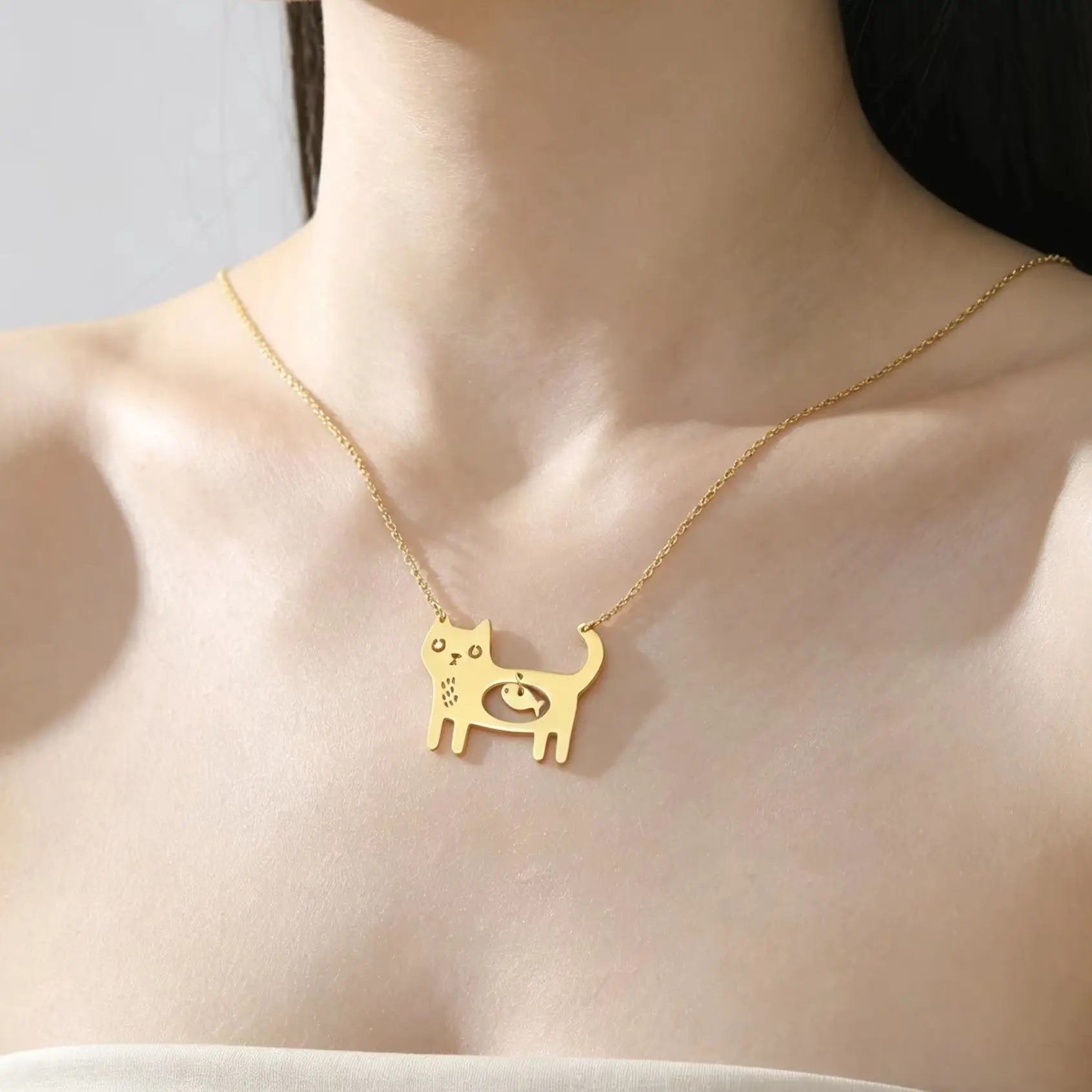 

Lucktune Quirky Cat and Fish Necklace Stainless Steel Women's Necklace Fashion Gold Color Animal Cat Fish Jewelry Pet Lover Gift