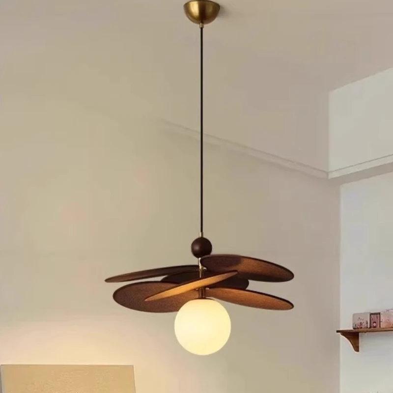 Weave Vintage Penda…