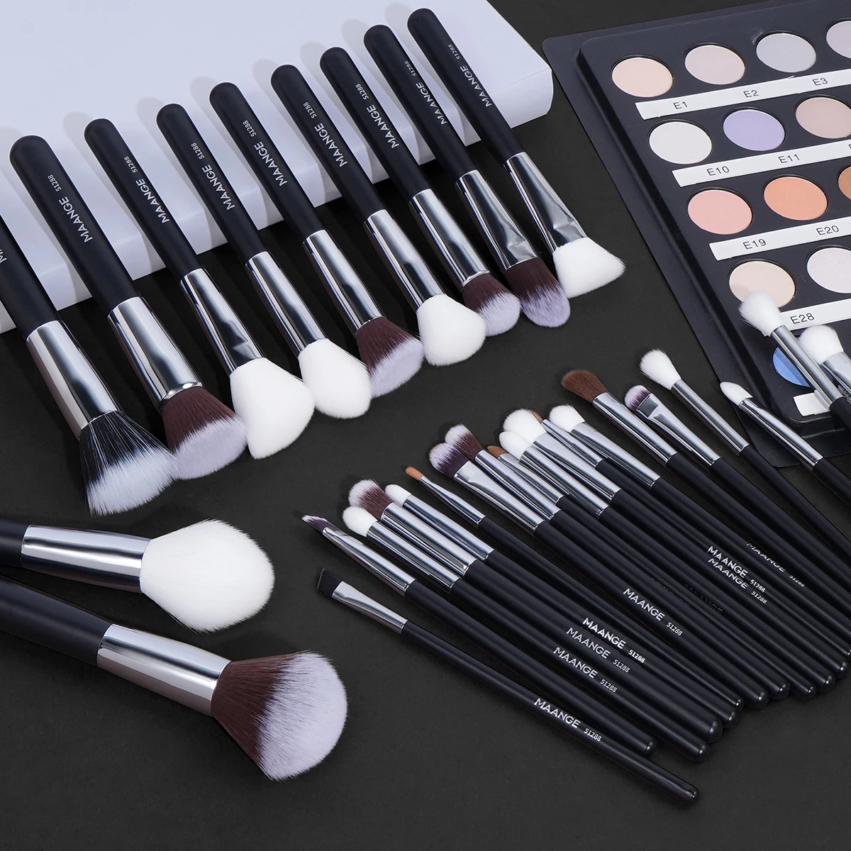 ชุดแปรงแต่งหน้ามืออาชีพ MAANGE 30 ชิ้น อุปกรณ์เสริมความงามสำหรับเครื่องสำอาง แปรงรองพื้น แปรงอายแชโดว์ แปรงคอนซีลเลอร์ แปรงเบลนด์ แปรงปัดแป้ง