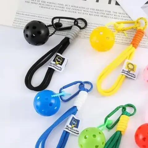 حلقة مفاتيح/حقيبة قلادة كرة البيسبول المحمولة - مثالية للحفلات/العطلات وهدايا عيد الميلاد وإكسسوارات سلسلة مفاتيح السيارة