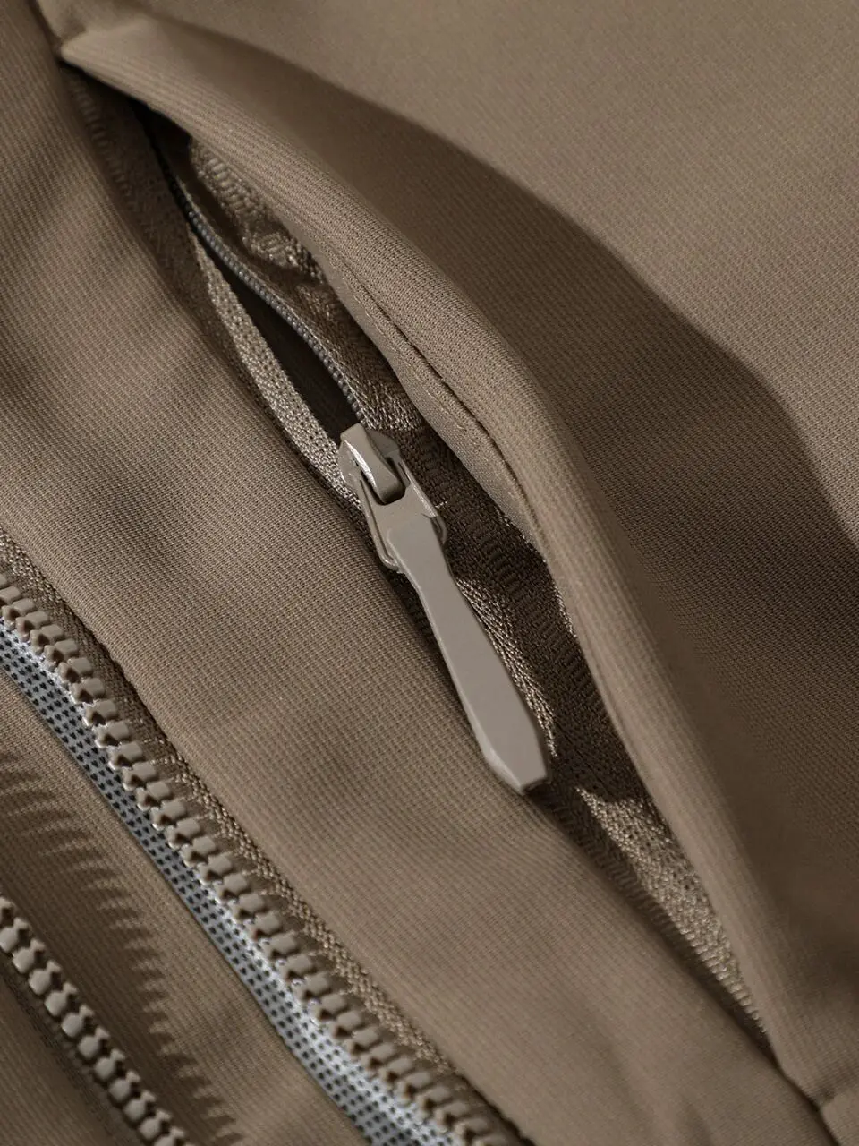 

Men's Casual ell Jaet Stand Collar Commuter Outerwear Soft ell Zipper Faion Urban Sle Polyester Fiber Spring Autumn