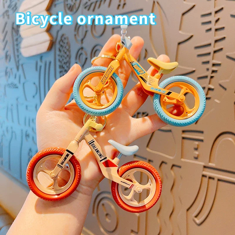 1Pc Creative Sliding Bicycle Pendant Keychain Hanging Decoration Small Gift Ornament Bicycle Accessory