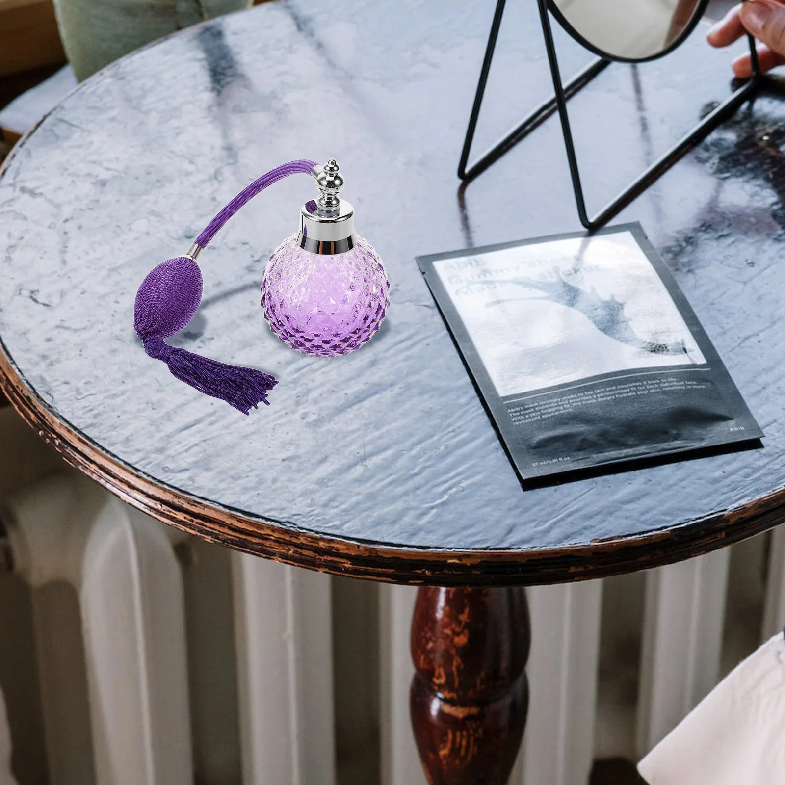 

Vintage Glass Perfume Bottle Mini Empty Fragrance Container Aromatherapy Travel Storage Elegant Design 120ml Empty Bottle