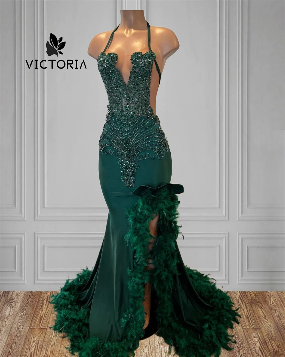 

Emerald Green Feathers Split Rhinestone Halter Long Prom Dresses For Black Girls Mermiad Birthday Party Dress vestido de gala