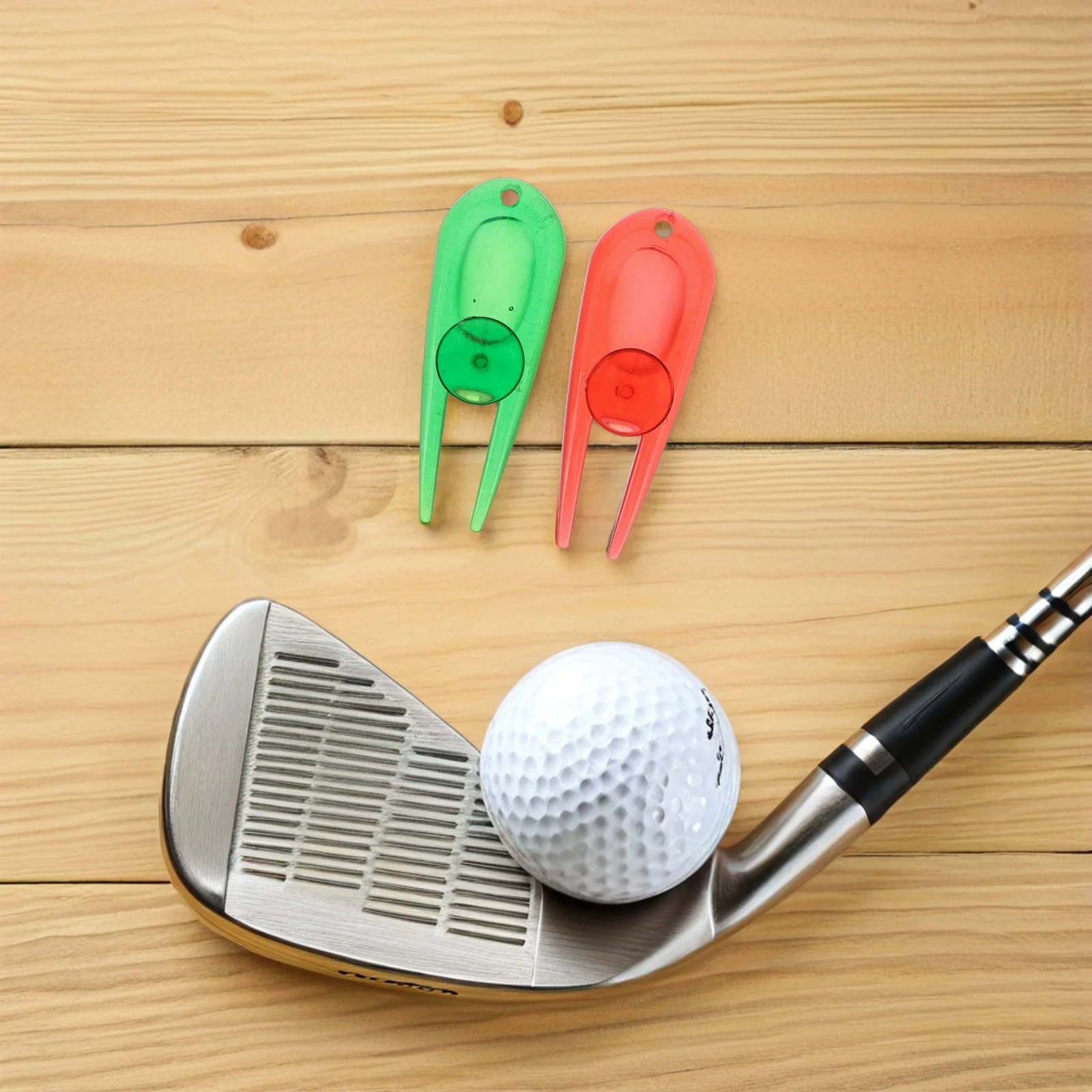 8 個のプラスチックゴルフフォークディボット修復ツールポータブル芝生修正ゴルフグリーンマーカーピッチマークメンテナンスアクセサリー