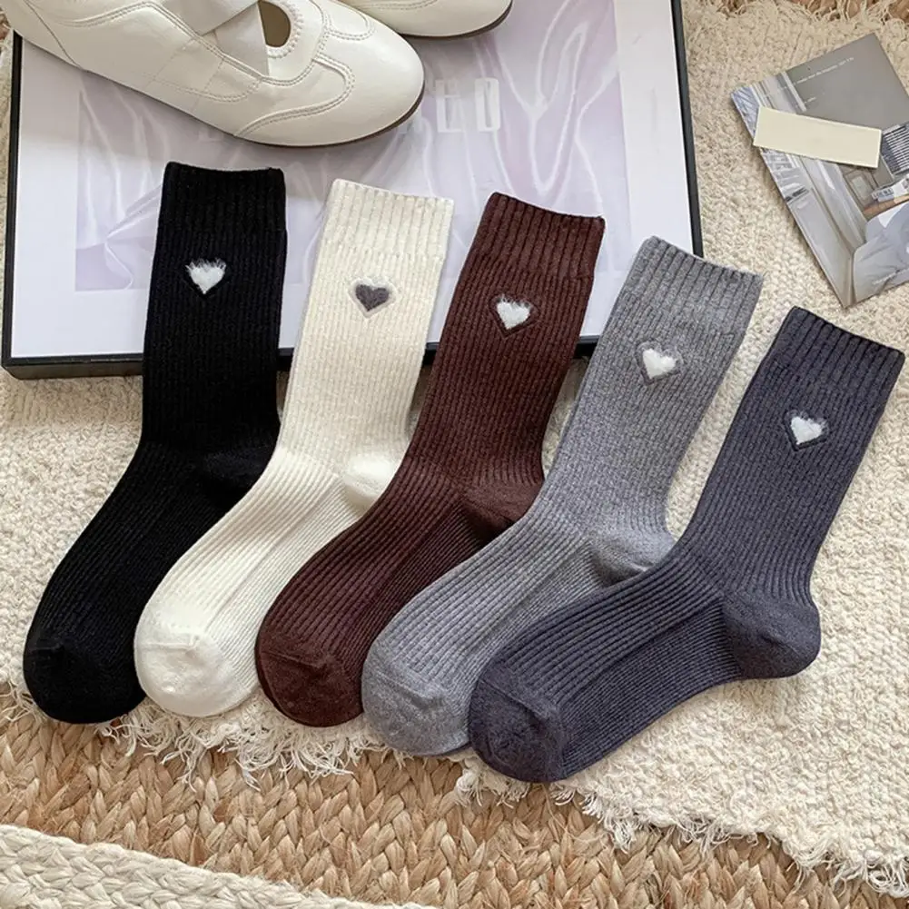 

Women's Heart Pattern Mid Calf Crew Socks Ribbed Knit Boot Socks Fall Casual Soft Cozy Socks for Women Girls