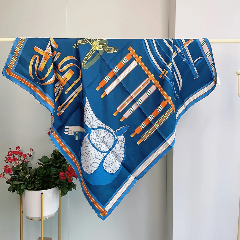 Luxury Designer Silk Scarf 90CM Square Bandanas Hems Rollerd Shawls Head Hair Neck Accessories Belt Decoration Lover Gift