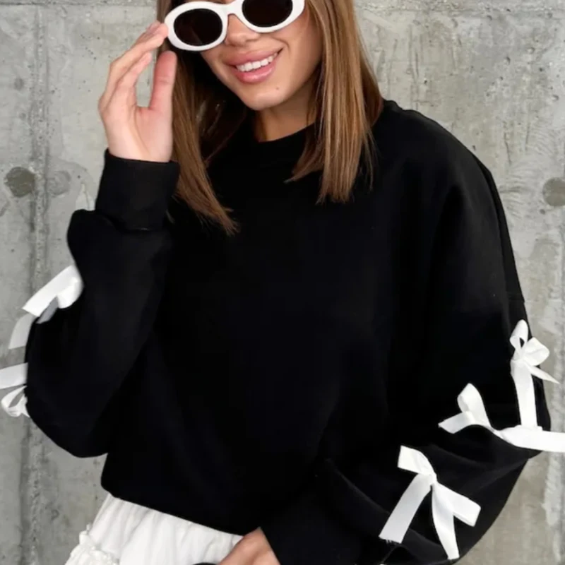 

Bow Thin Sweater Loose Bow Heavy Industry Design Sense Three-dimensional Decorative Top 2025 Spring Commuter Women's Wear