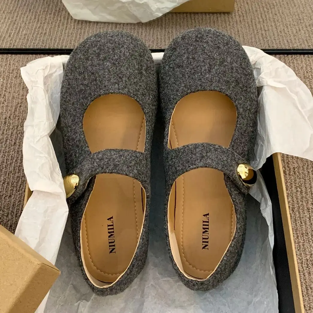 

Женские балетки с круглым носком из овечьей шерсти, теплые туфли Мэри Джейн с плюшевым мехом, пушистые лоферы, дизайнерская обувь для женщин