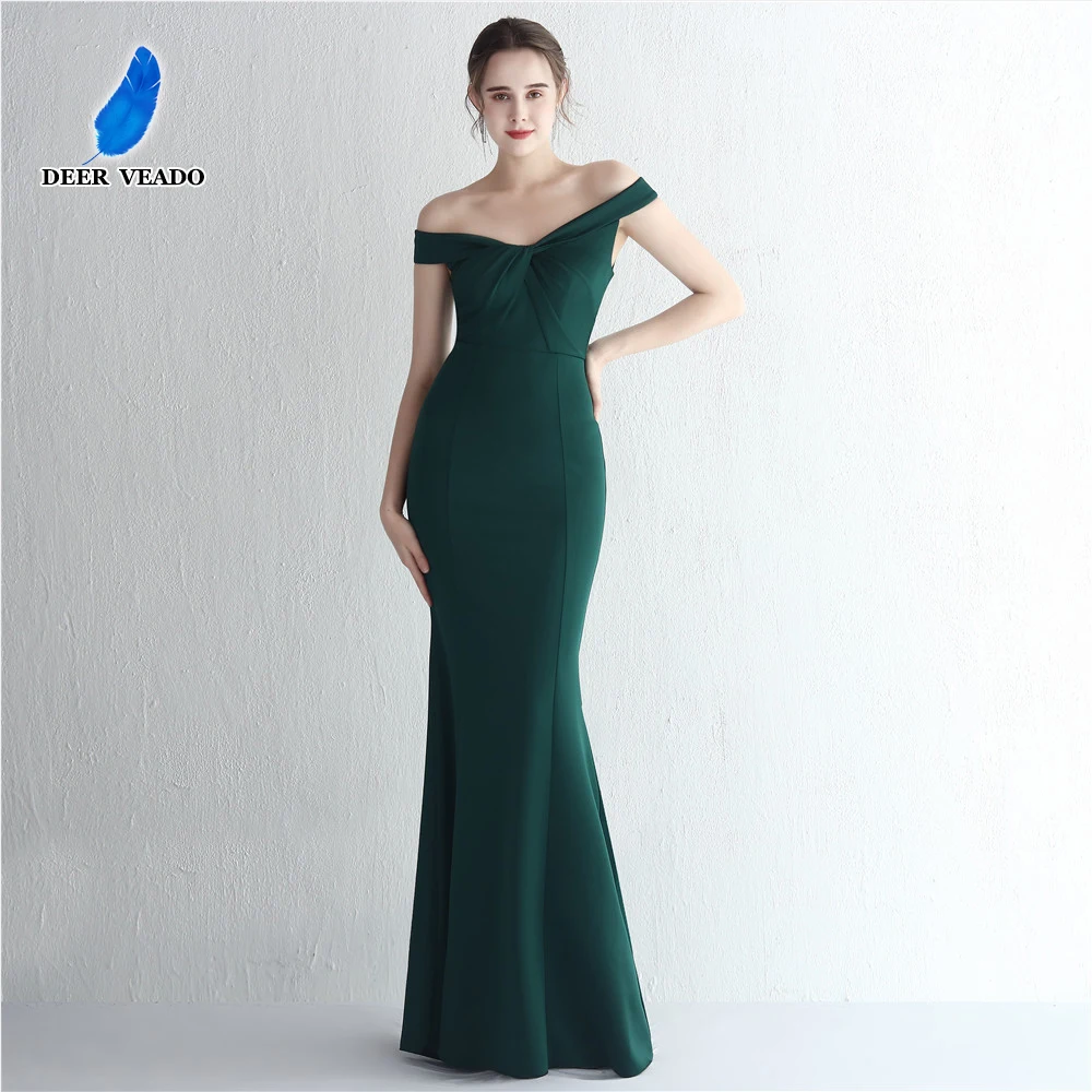 

DEERVEADO Off Shoulder Green Soft Satin Evening Dress with Little Train Formal Party Maxi Dress Sexy Boat Neck Mermaid Prom Gown