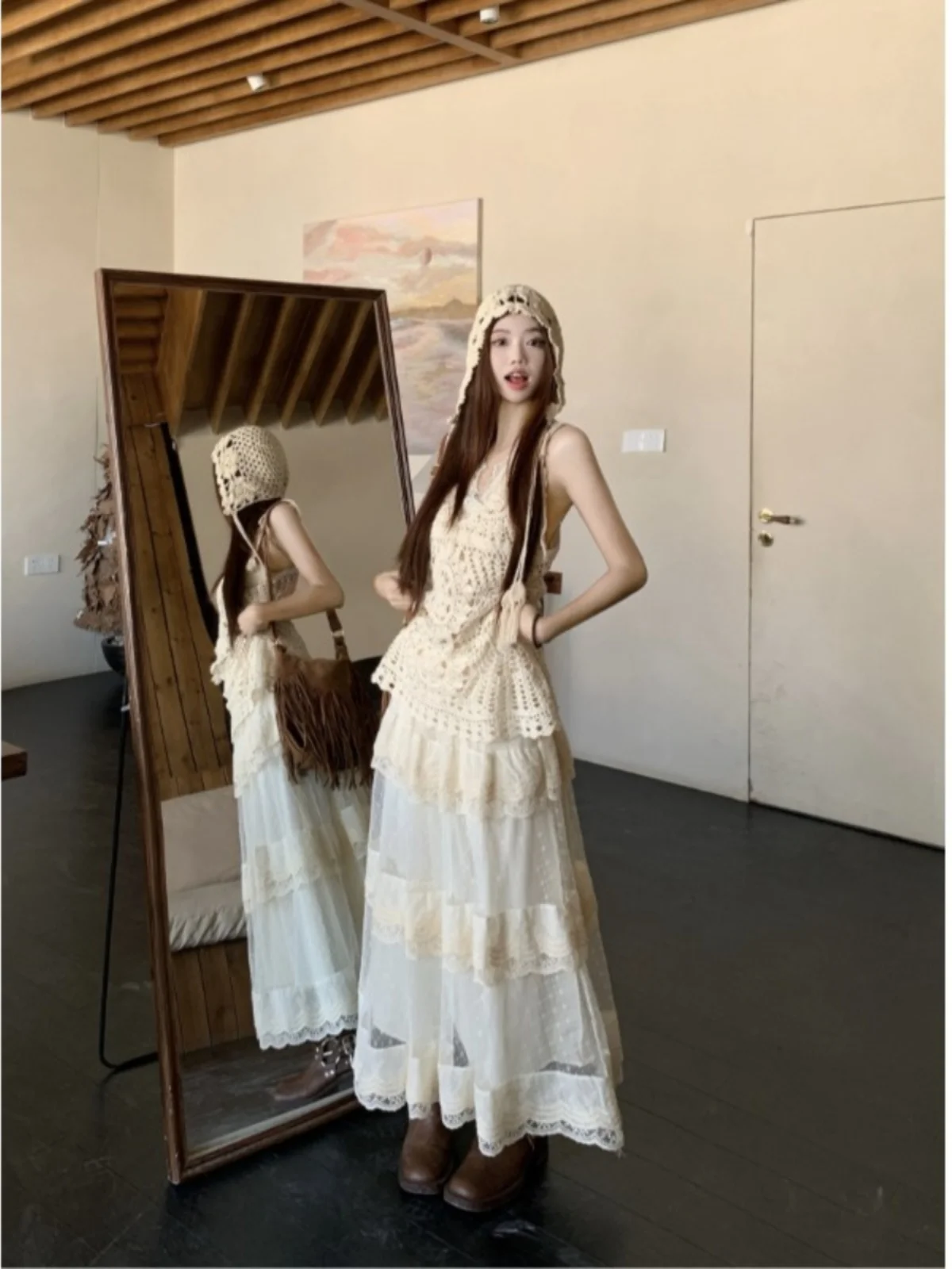 

Delicate Girl's Knitted Lace Crop Top And High Waist Skirt Set Spring 2026 Fashion Three-Piece Women's Ensemble