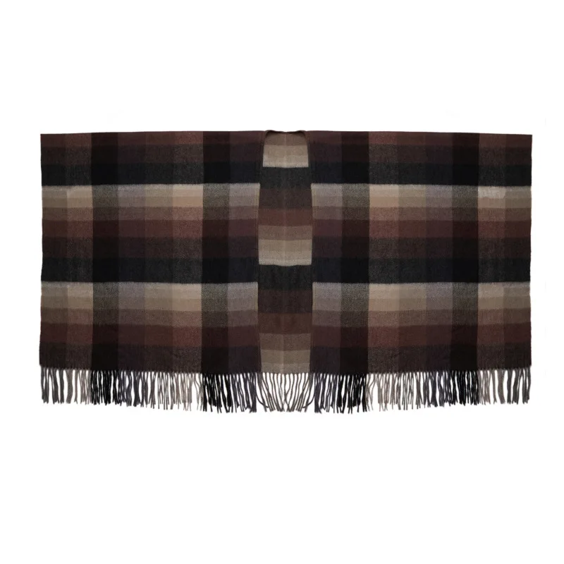 Birdtree 100% Pure Wool Women Checkered Cloak Shawl 2023 Winter Autumn Fashion British Style Split Shawl Tassel Blanket A39385QC