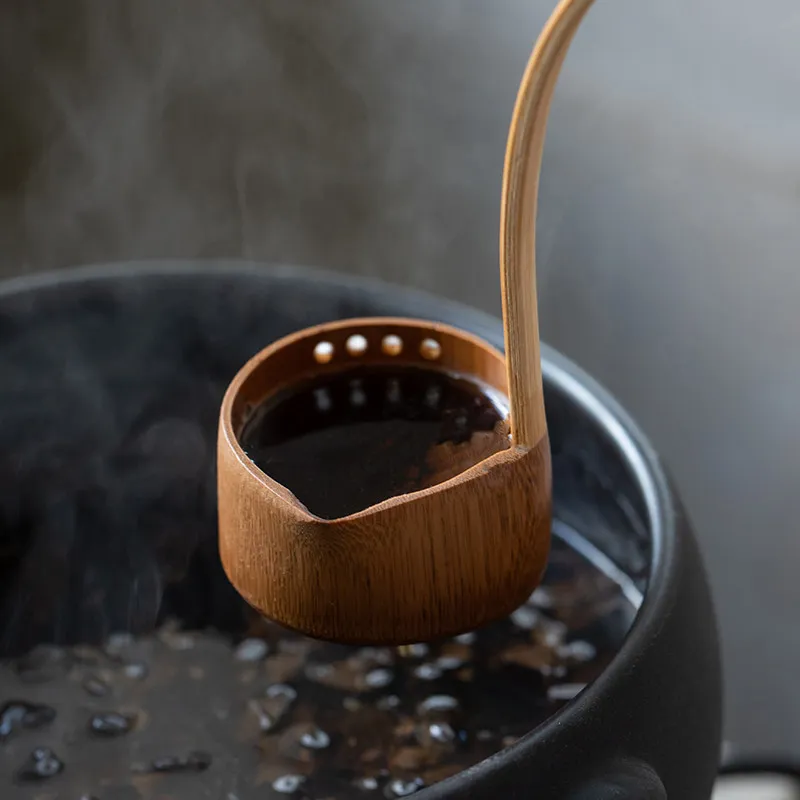 

Bamboo Lacquerless Small Water Spoon Anti-scald Handle Wine Shaker Serving Spoon Dividing Bowl Scoop New Home Funnel Water Ladle