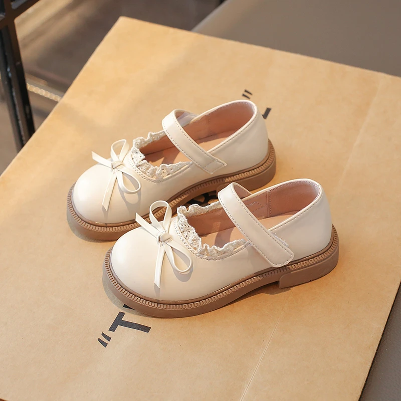 

Girls Mary Jane Shoes with Bow-knot Round Toes Children Lace Princess Leather Shoes Lolita Style Kids Performance Shoes Simple