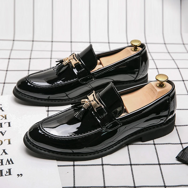 Men Tassel Loafers Mens Glossy loafers leather Man Shoes Leather Mocassin homme Calzado hombre Zapatos de hombre Men shoes