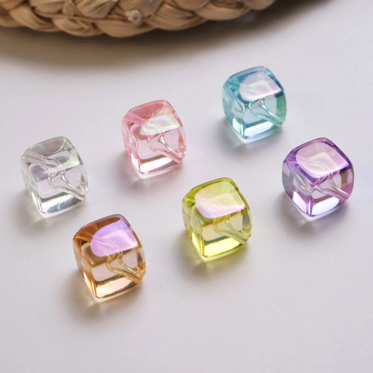 CH38 15.5mm Cute Ice Cube Translucent Square Bead Diagonal Hole Beaded Acrylic Bracelet Jewelry Handmade Material Accessorie Diy