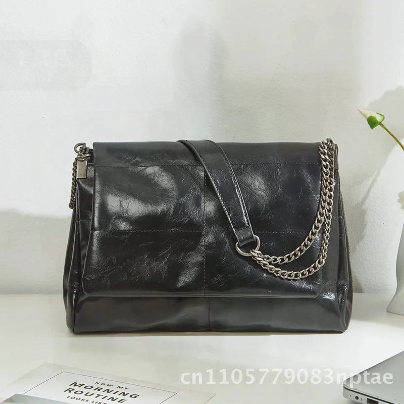 

Women's Large Capacity Chain Tote Bag 2024 Spring/Summer High-End Fashionable Single Shoulder Underarm Commuting Bag