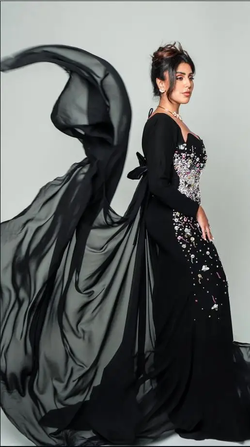 Customized Crystal Embellished Evening Dress with Detachable Train Sweetheart Long Sleeve Winter Formal Occasion Dresses