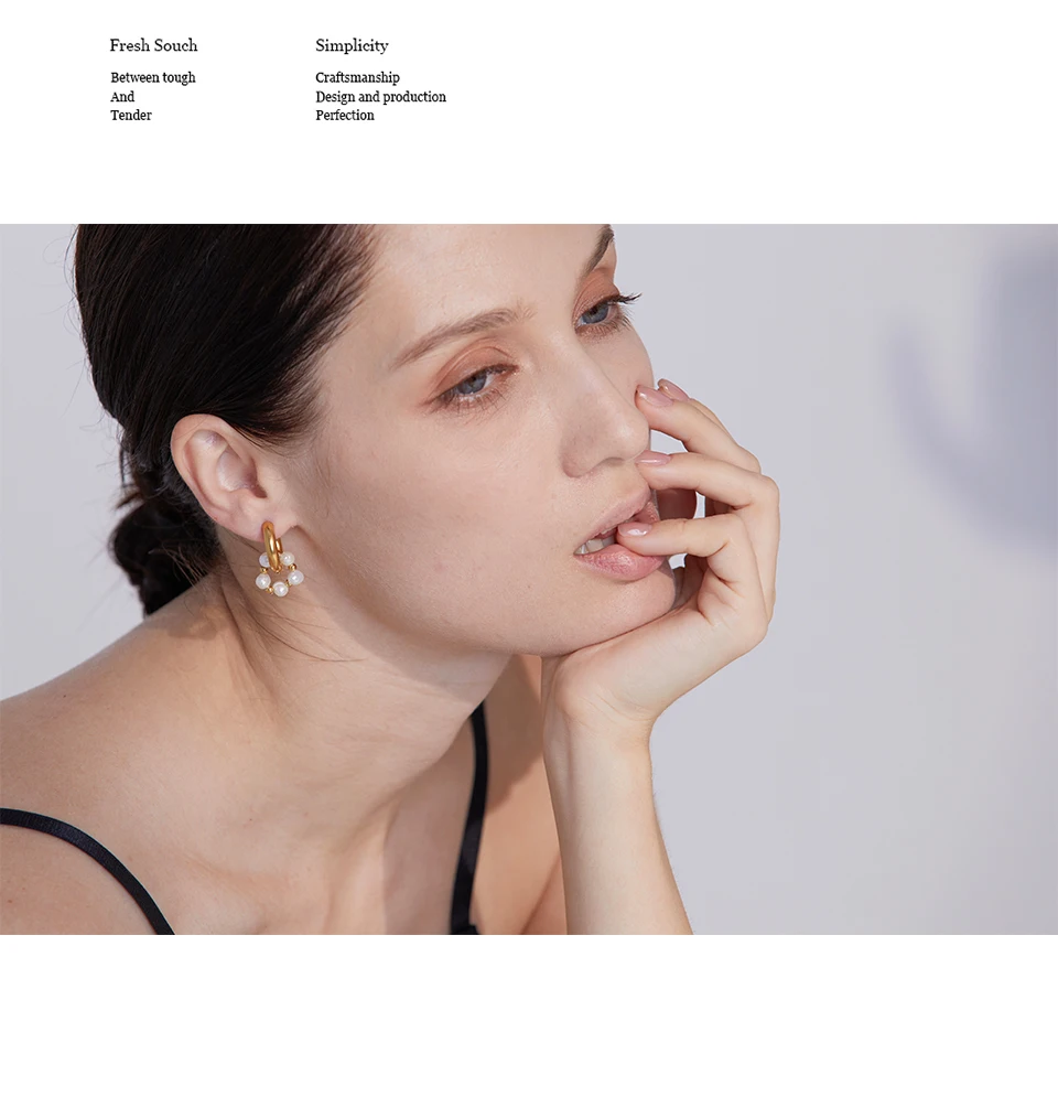 Yhpup Fans Wohlfahrt-Stil, natürliche Perlen, Edelstahl, wasserdicht, 18 Karat Gold, modische Huggie-Creolen, Schmuck für Frauen – Detail 3