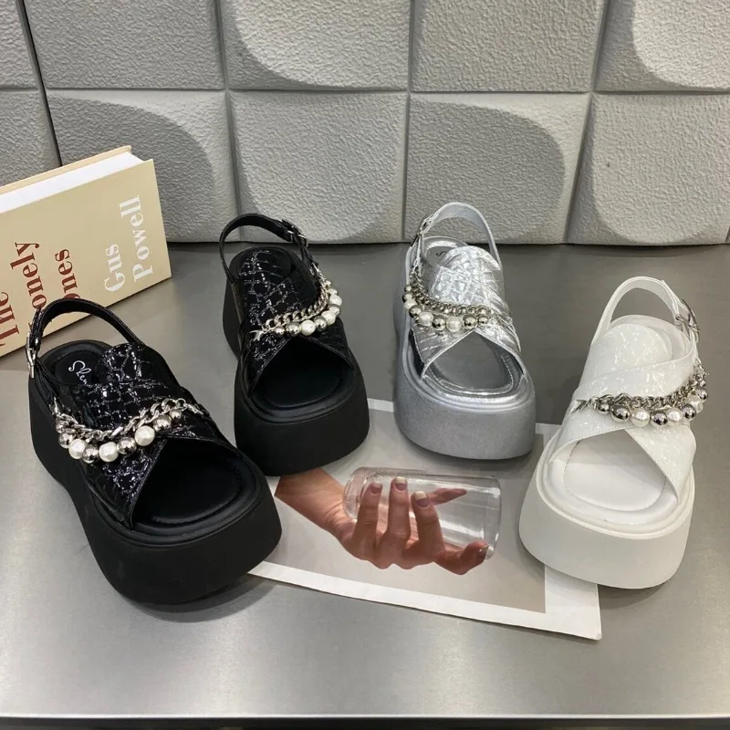 

2024 Summer Female Pearl Cross Strap Open Toe Sandalias Woman Thick Bottom Lightweight Casual Versatile Roman Beach Shoes Heels