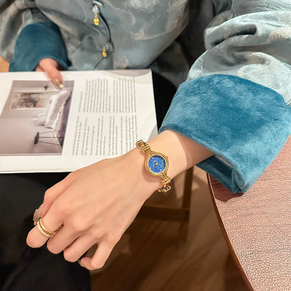 Elegant Women'S Wristwatch, New Light Luxury Small Gold Watch, High-End Bracelet Watch, Exquisite And Versatile Timepiece.