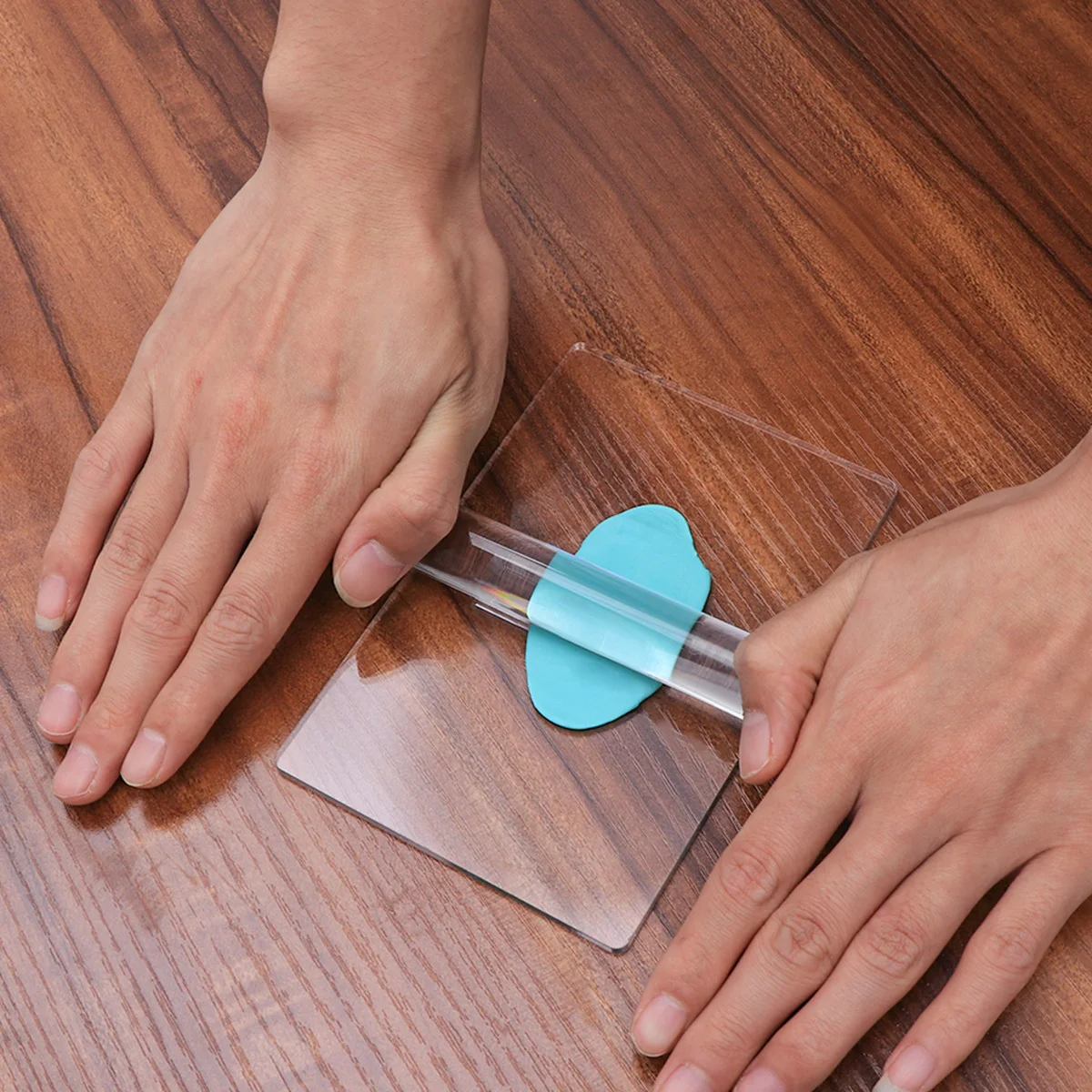 

2Pcs Clay Tools Set Featuring Adjustable Acrylic Roller and Scratch Resistant Sheet for Crafting and Molding Projects