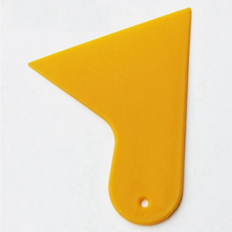 6X plastica gialla Auto adesivo per vetri Auto raschietto per pellicola strumento per la pulizia del tergipavimento 10.5 x9.5cm