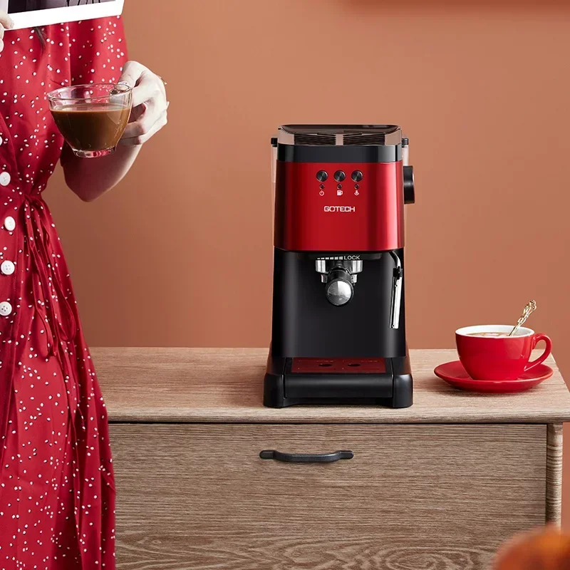 ماكينة صنع القهوة Gotech صغيرة كاملة شبه أوتوماتيكية كابتشينو حليب مخفوق بالبخار للاستخدام المنزلي