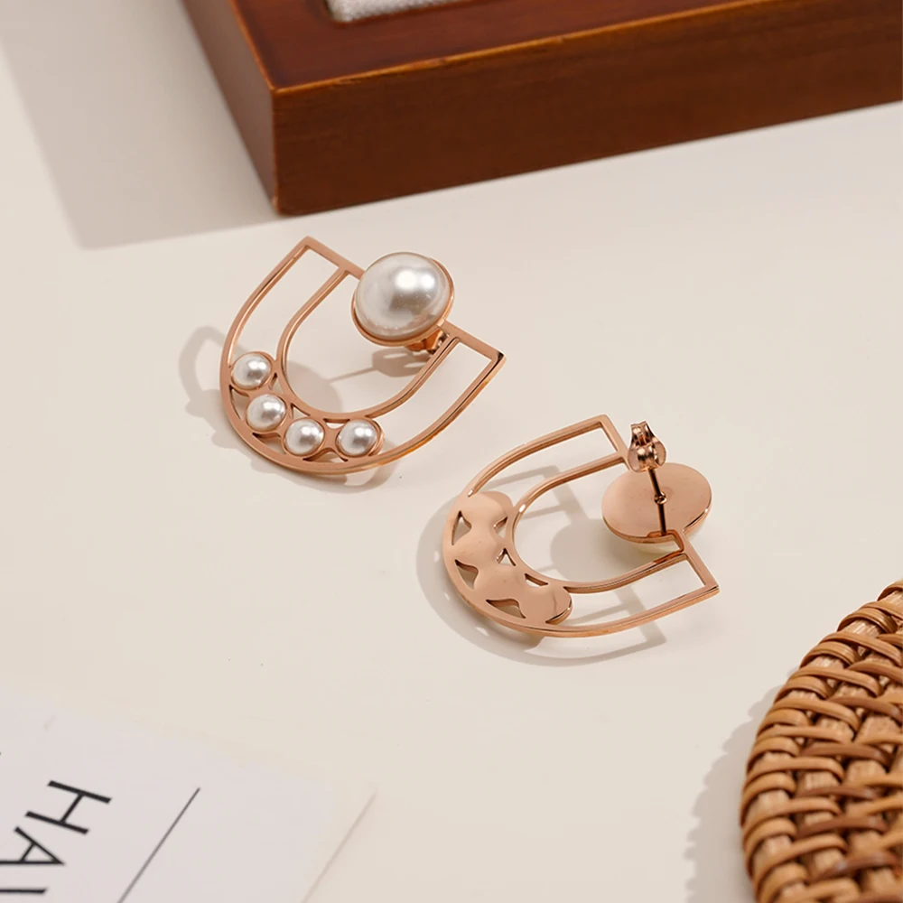 

ENFASHION Aretes De Mujer U Shape Pearl Stud Earrings For Women's Stainless Steel Fashion Boucle D'oreille Jewelry EDS181062