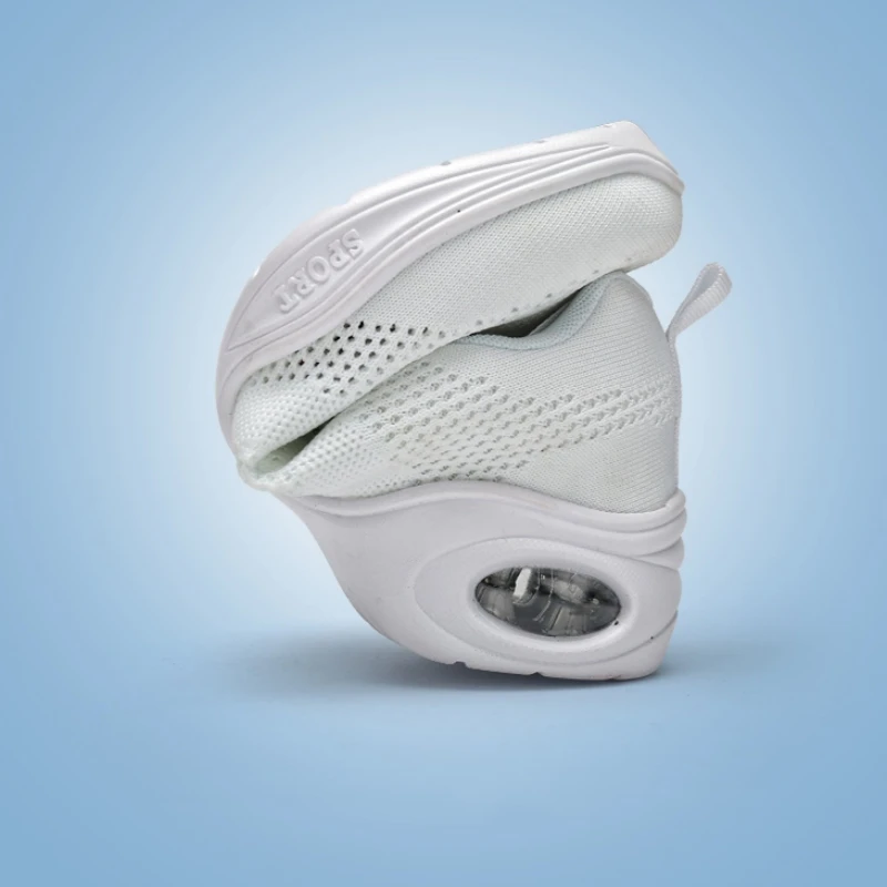 Damen atmungsaktive Tanz schuhe Mode gestrickte Mesh Jazz Schuhe Mädchen Kissen Soft Bottom Dance Training Sneakers Größe 34-41