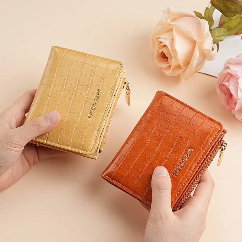 Women's Short Wallet PU Leather Zipper Coin Pocket Card Holder Bifold Purse Ladies Small Embossed Pattern Clutch