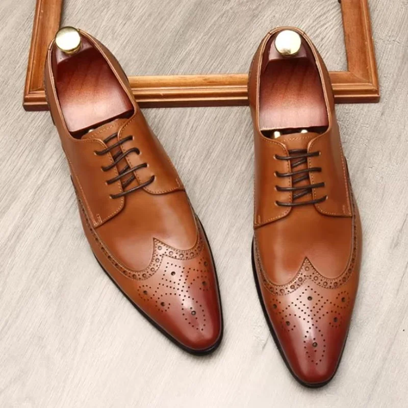 First-layer Cowhide Men's Leather Shoes British Style Brogue Carved Genuine Leather Formal Shoes For Men Pointed Toe Dress Shoes