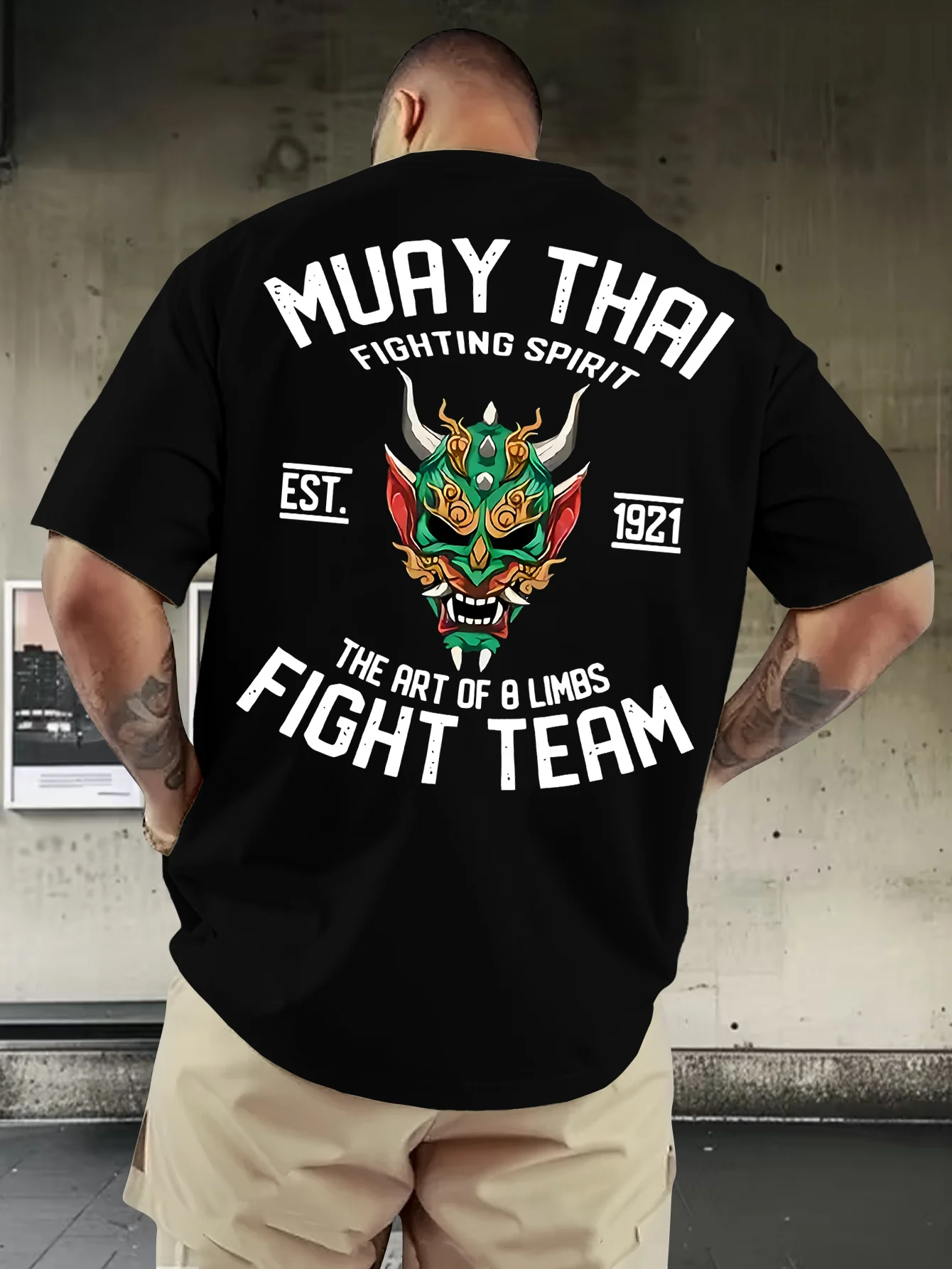 T-shirt imprimé Muay Thai pour homme - Orné de totems spirituels et d'éléments Muay Thai, T-shirt sur le thème de la boxe